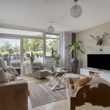 Lichte woonkamer